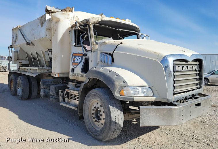 image for item YA2181 2019 Mack Granite volumetric concrete mixer truck
