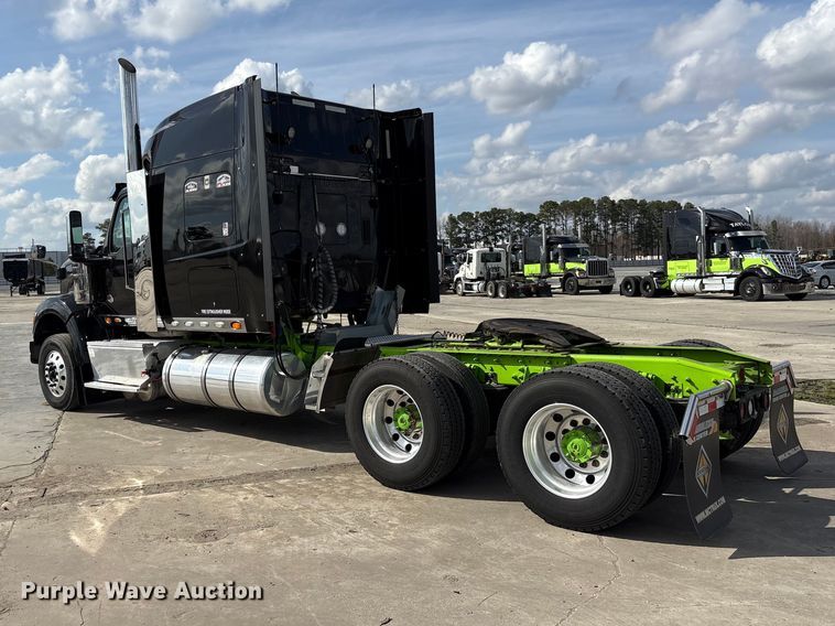 image for item YA2272 2024 International HX520 semi truck