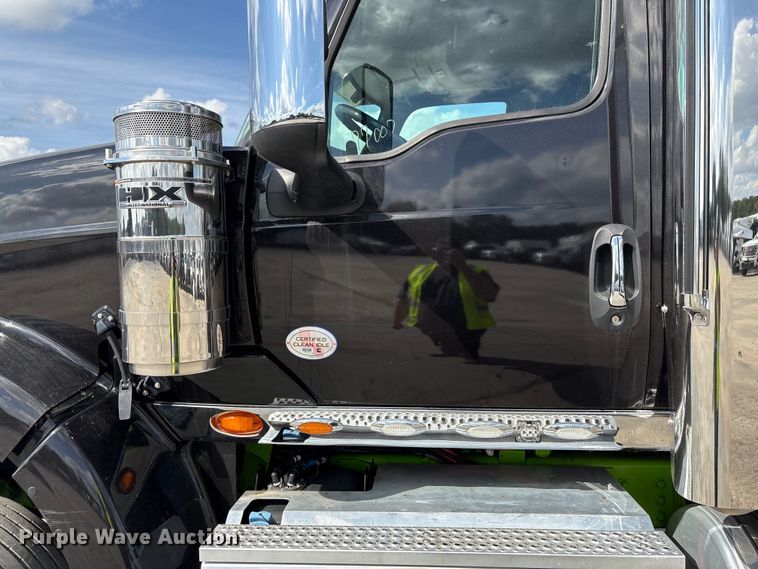 image for item YA2272 2024 International HX520 semi truck
