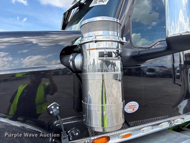 image for item YA2272 2024 International HX520 semi truck