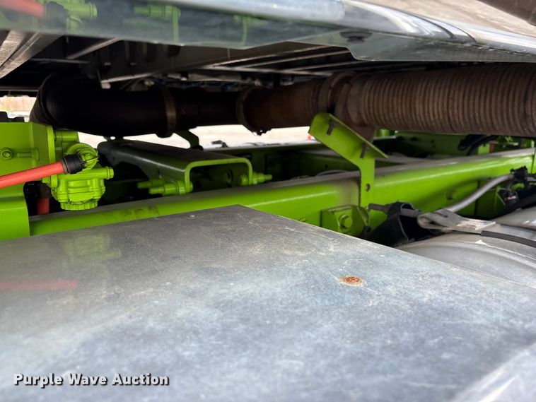 image for item YA2272 2024 International HX520 semi truck