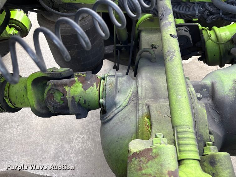 image for item YA2272 2024 International HX520 semi truck