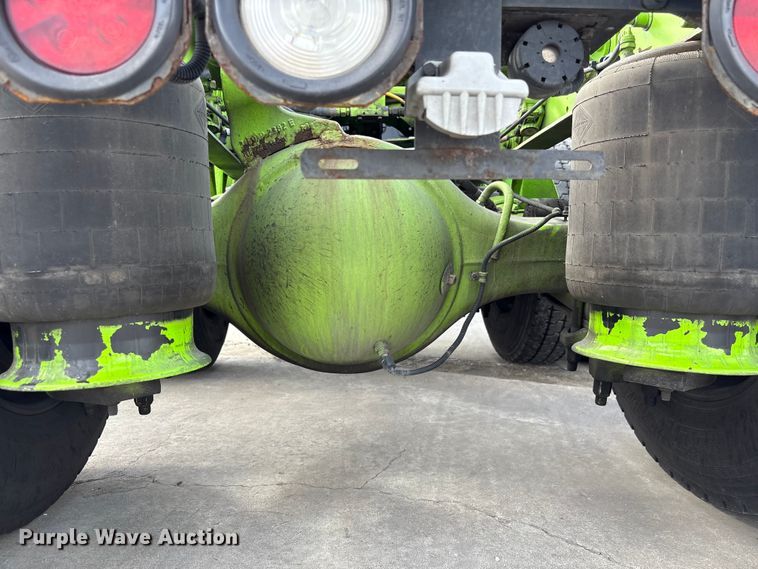 image for item YA2272 2024 International HX520 semi truck