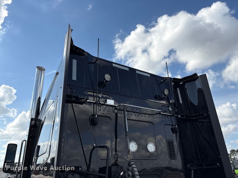 image for item YA2272 2024 International HX520 semi truck