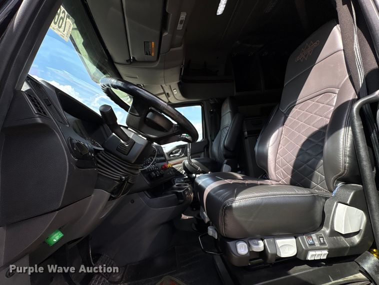 image for item YA2272 2024 International HX520 semi truck