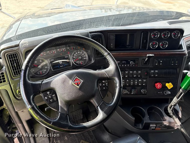 image for item YA2272 2024 International HX520 semi truck