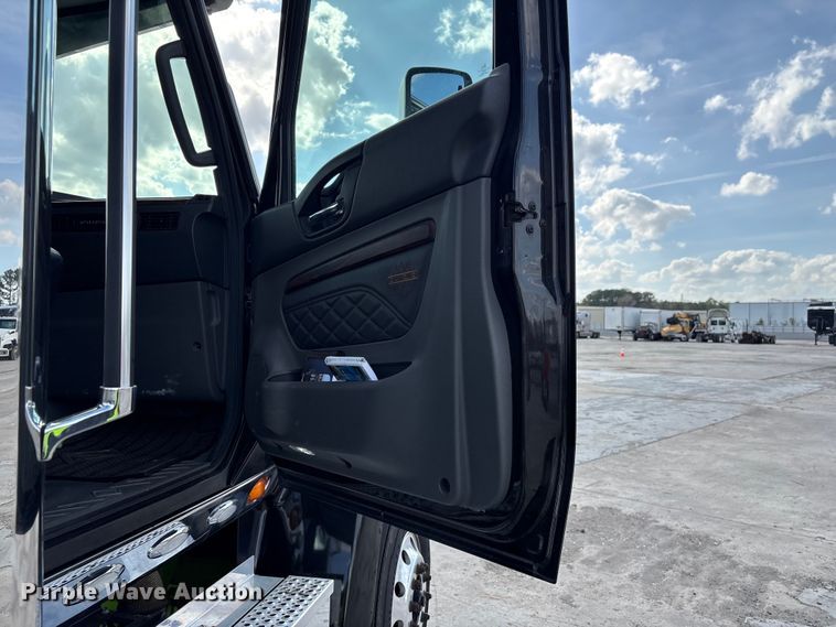 image for item YA2272 2024 International HX520 semi truck