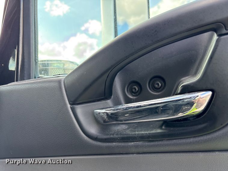 image for item YA2272 2024 International HX520 semi truck