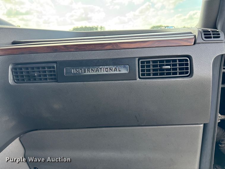 image for item YA2272 2024 International HX520 semi truck