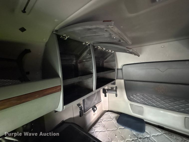 image for item YA2272 2024 International HX520 semi truck