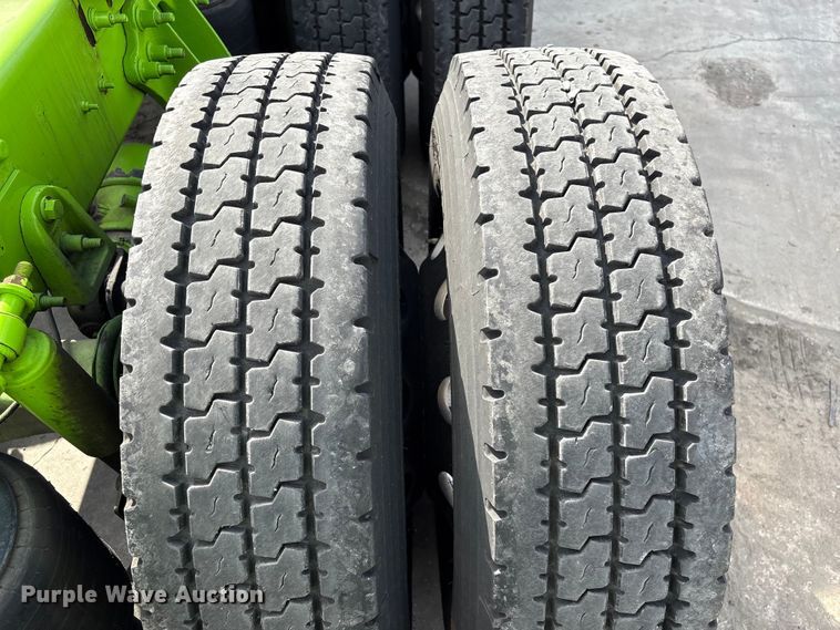 image for item YA2272 2024 International HX520 semi truck