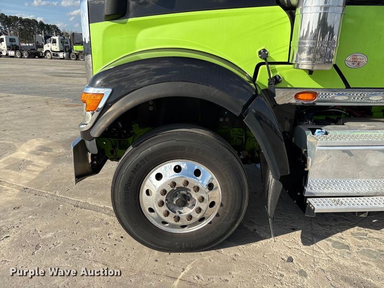 image for item YA2273 2023 International HX520 semi truck