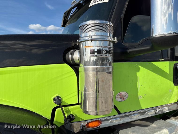 image for item YA2273 2023 International HX520 semi truck