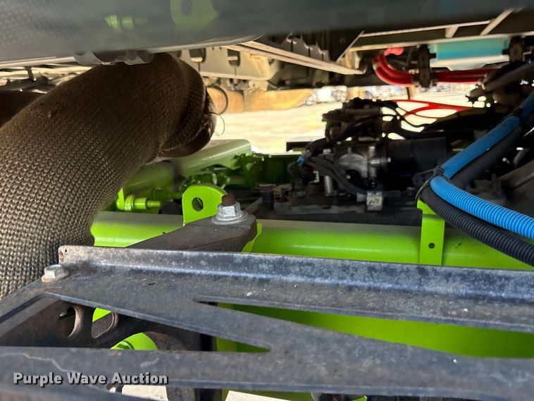 image for item YA2273 2023 International HX520 semi truck