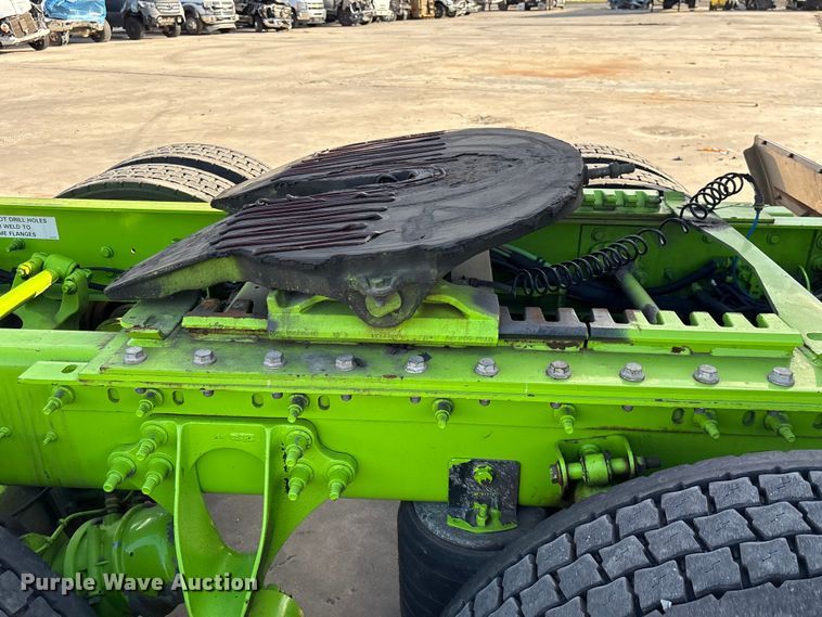 image for item YA2273 2023 International HX520 semi truck