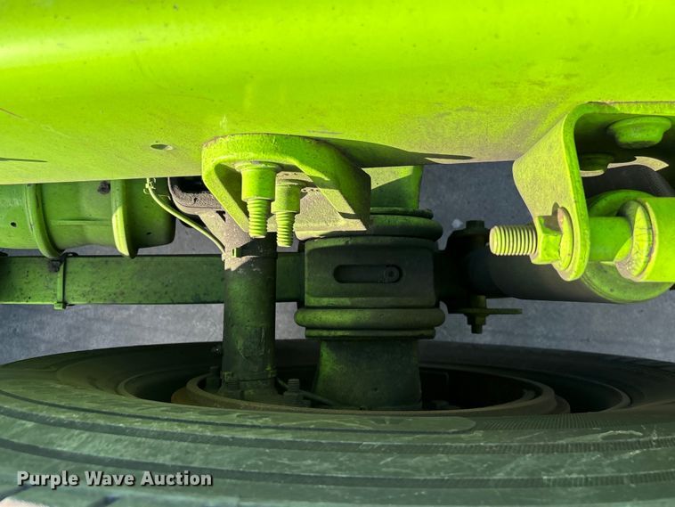 image for item YA2273 2023 International HX520 semi truck