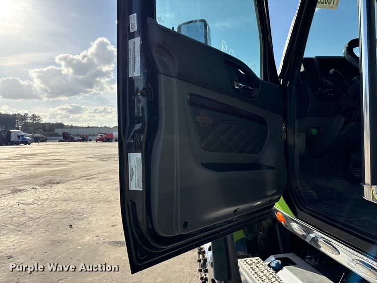 image for item YA2273 2023 International HX520 semi truck