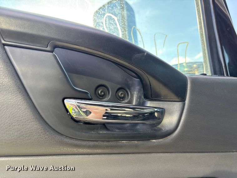 image for item YA2273 2023 International HX520 semi truck