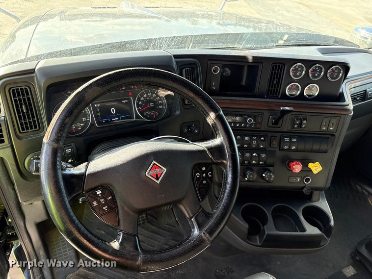 image for item YA2273 2023 International HX520 semi truck