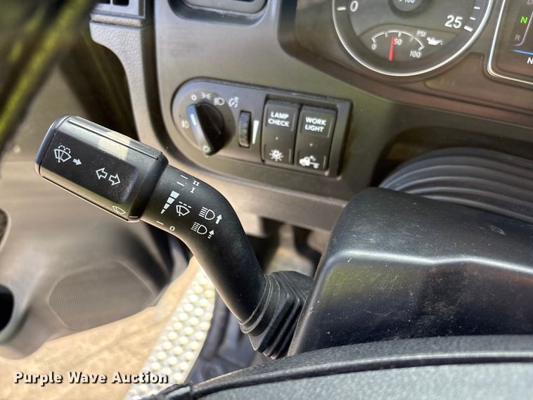 image for item YA2273 2023 International HX520 semi truck