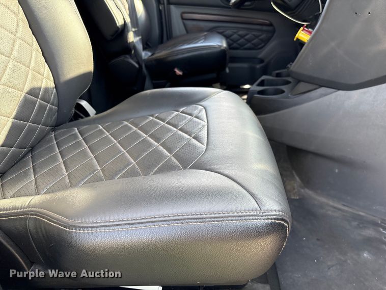 image for item YA2273 2023 International HX520 semi truck