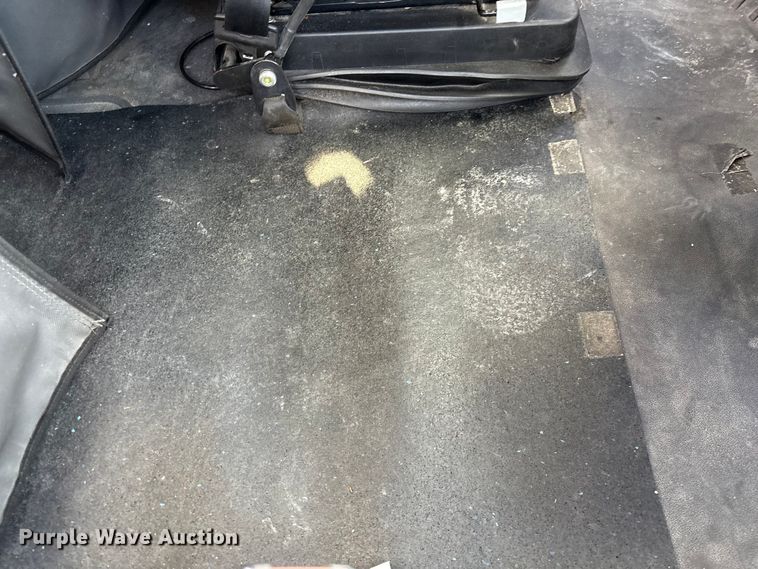 image for item YA2273 2023 International HX520 semi truck