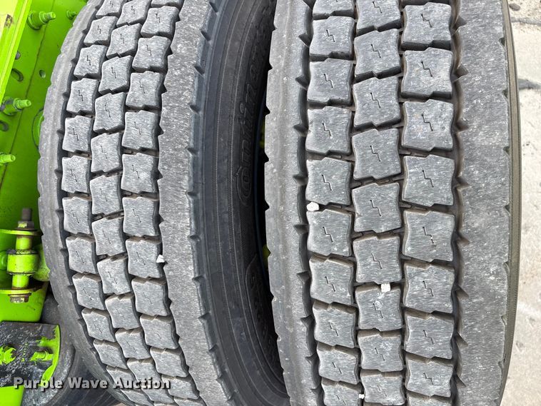 image for item YA2273 2023 International HX520 semi truck