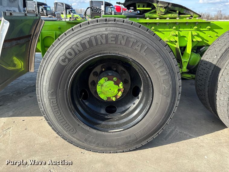 image for item YA2273 2023 International HX520 semi truck