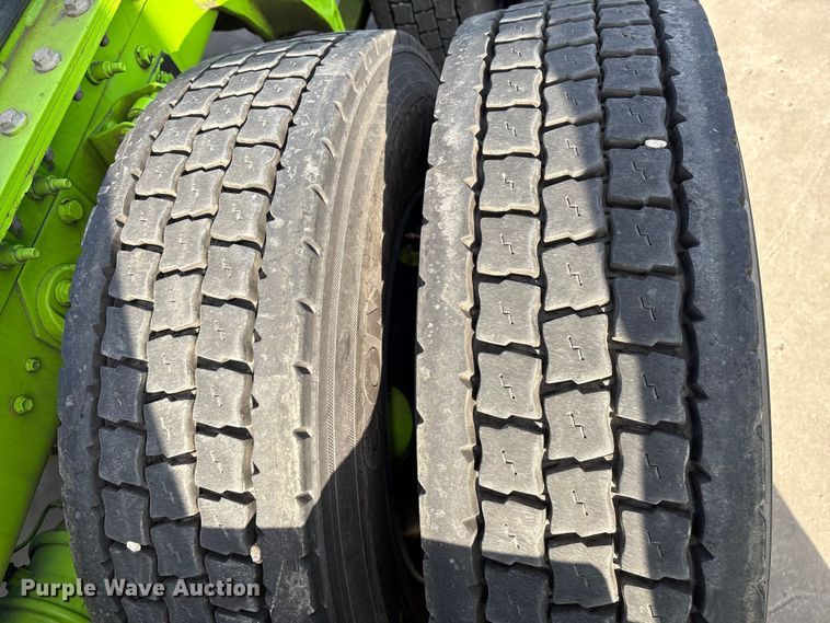 image for item YA2273 2023 International HX520 semi truck