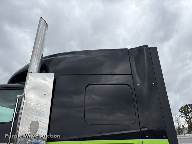 image for item YA2274 2023 International HX520 semi truck