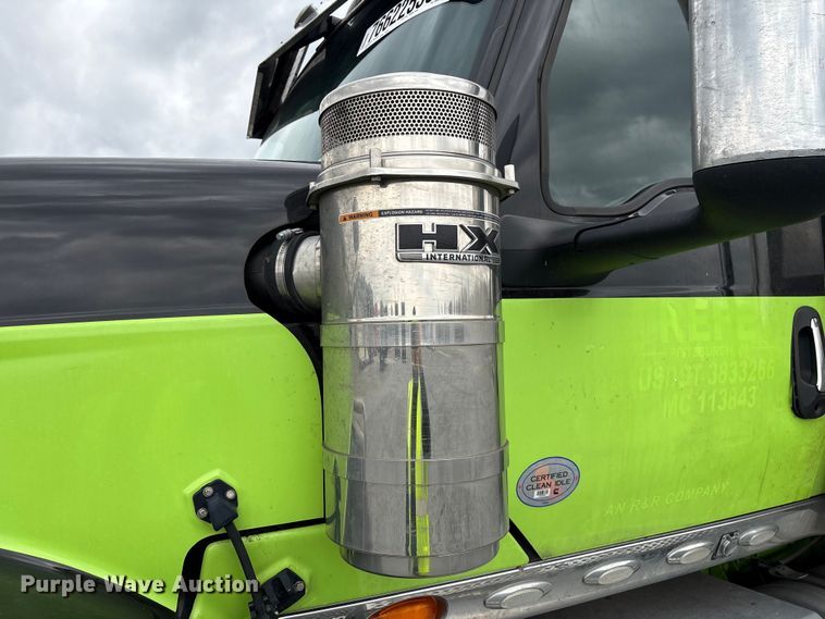 image for item YA2274 2023 International HX520 semi truck