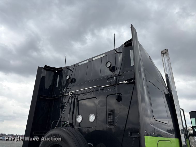 image for item YA2274 2023 International HX520 semi truck
