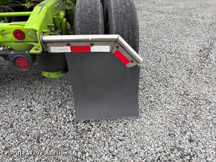 image for item YA2274 2023 International HX520 semi truck