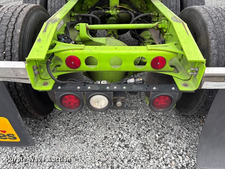 image for item YA2274 2023 International HX520 semi truck