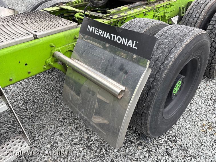 image for item YA2274 2023 International HX520 semi truck