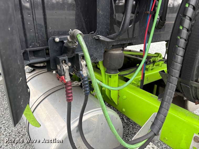 image for item YA2274 2023 International HX520 semi truck