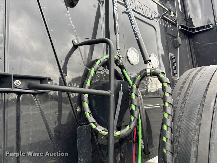 image for item YA2274 2023 International HX520 semi truck