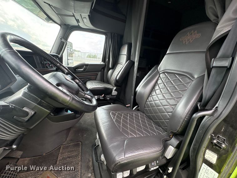 image for item YA2274 2023 International HX520 semi truck