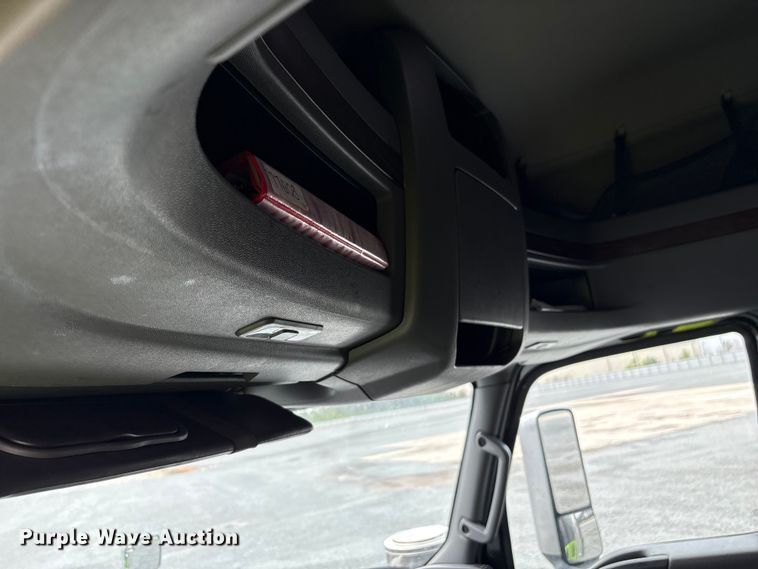 image for item YA2274 2023 International HX520 semi truck