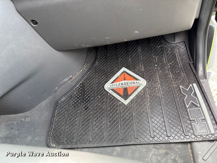 image for item YA2274 2023 International HX520 semi truck