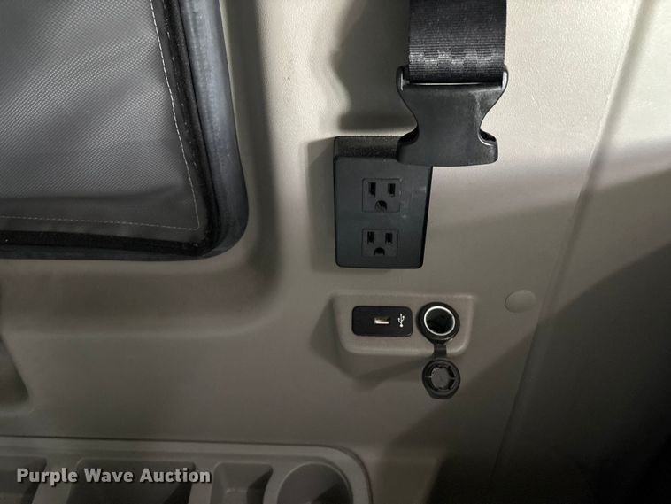 image for item YA2274 2023 International HX520 semi truck