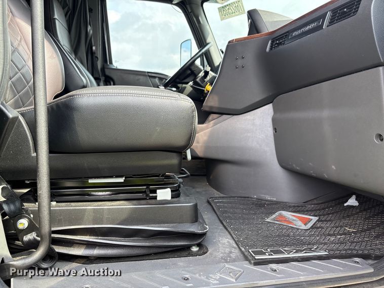 image for item YA2274 2023 International HX520 semi truck