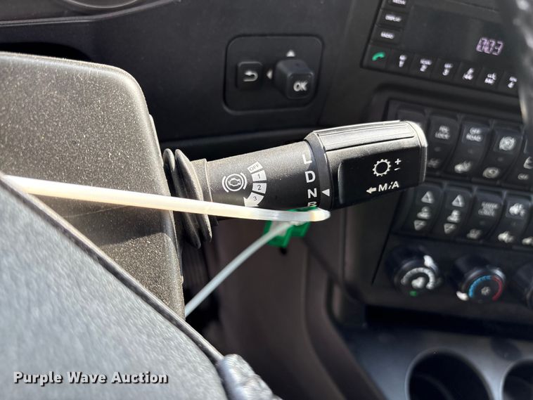 image for item YA2274 2023 International HX520 semi truck