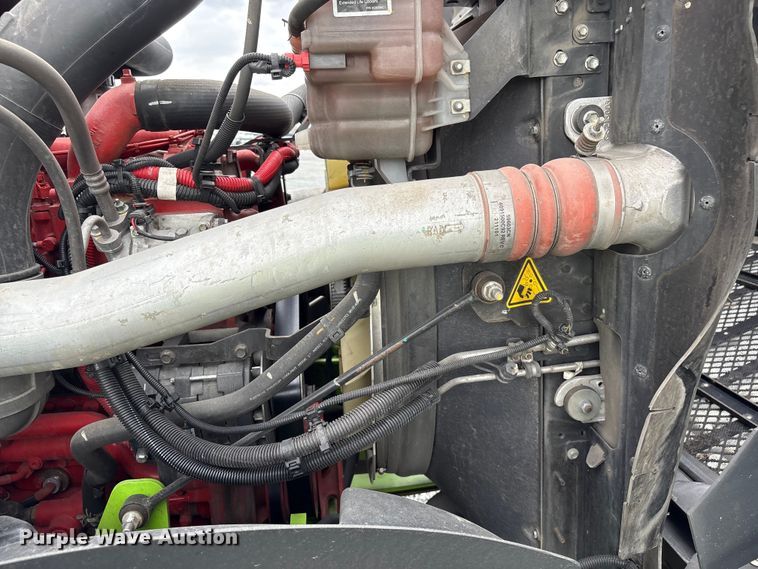 image for item YA2274 2023 International HX520 semi truck