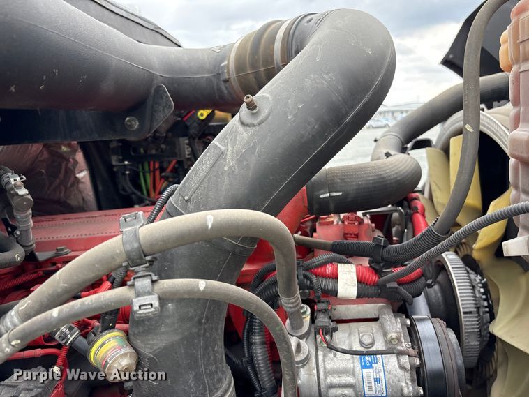 image for item YA2274 2023 International HX520 semi truck