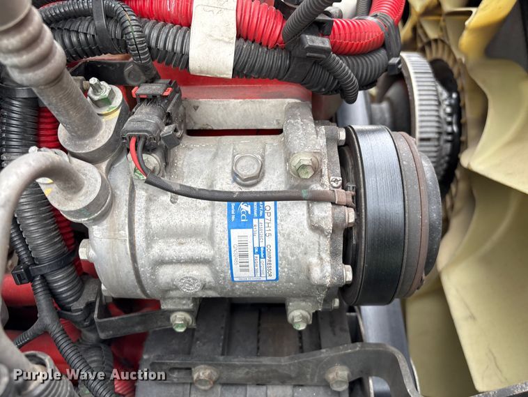 image for item YA2274 2023 International HX520 semi truck