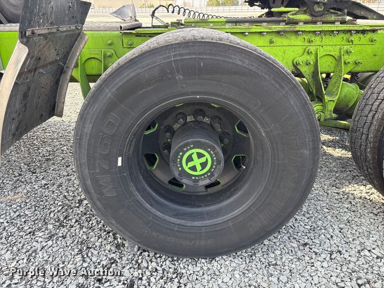 image for item YA2274 2023 International HX520 semi truck