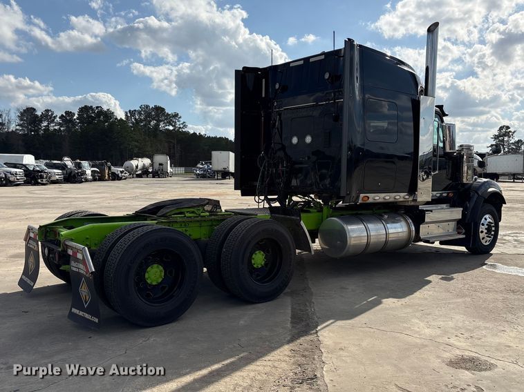 image for item YA2275 2024 International HX520 semi truck