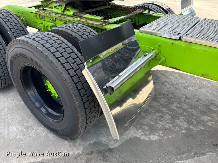 image for item YA2275 2024 International HX520 semi truck