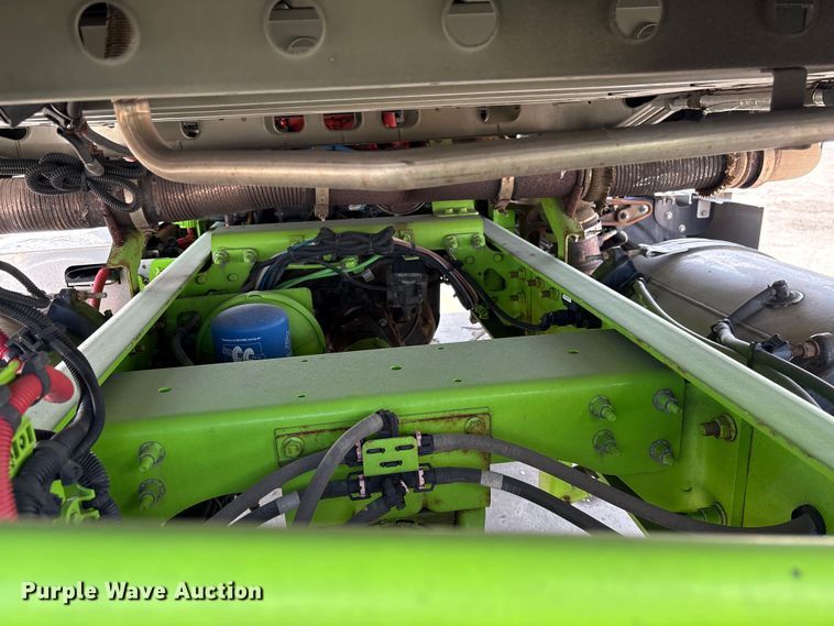 image for item YA2275 2024 International HX520 semi truck